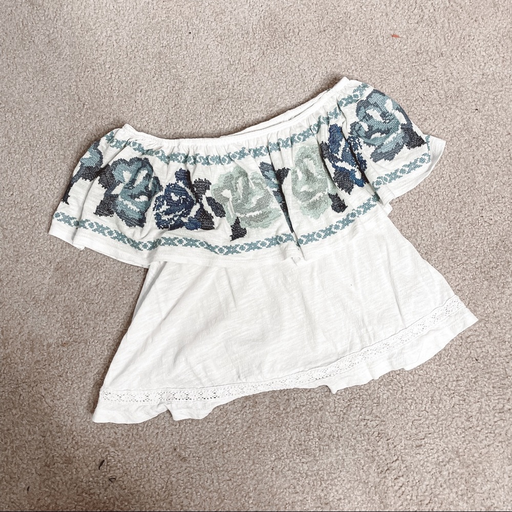 Free people to the left embroidered top - Picture 3 of 6